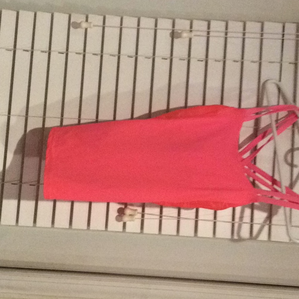 Lululemon tank top with attached bra